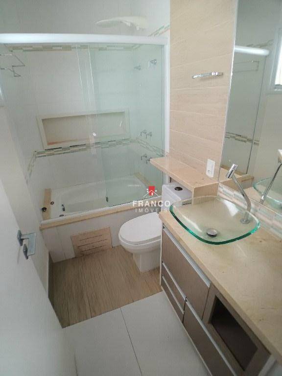 Casa de Condomínio à venda com 3 quartos, 400m² - Foto 44