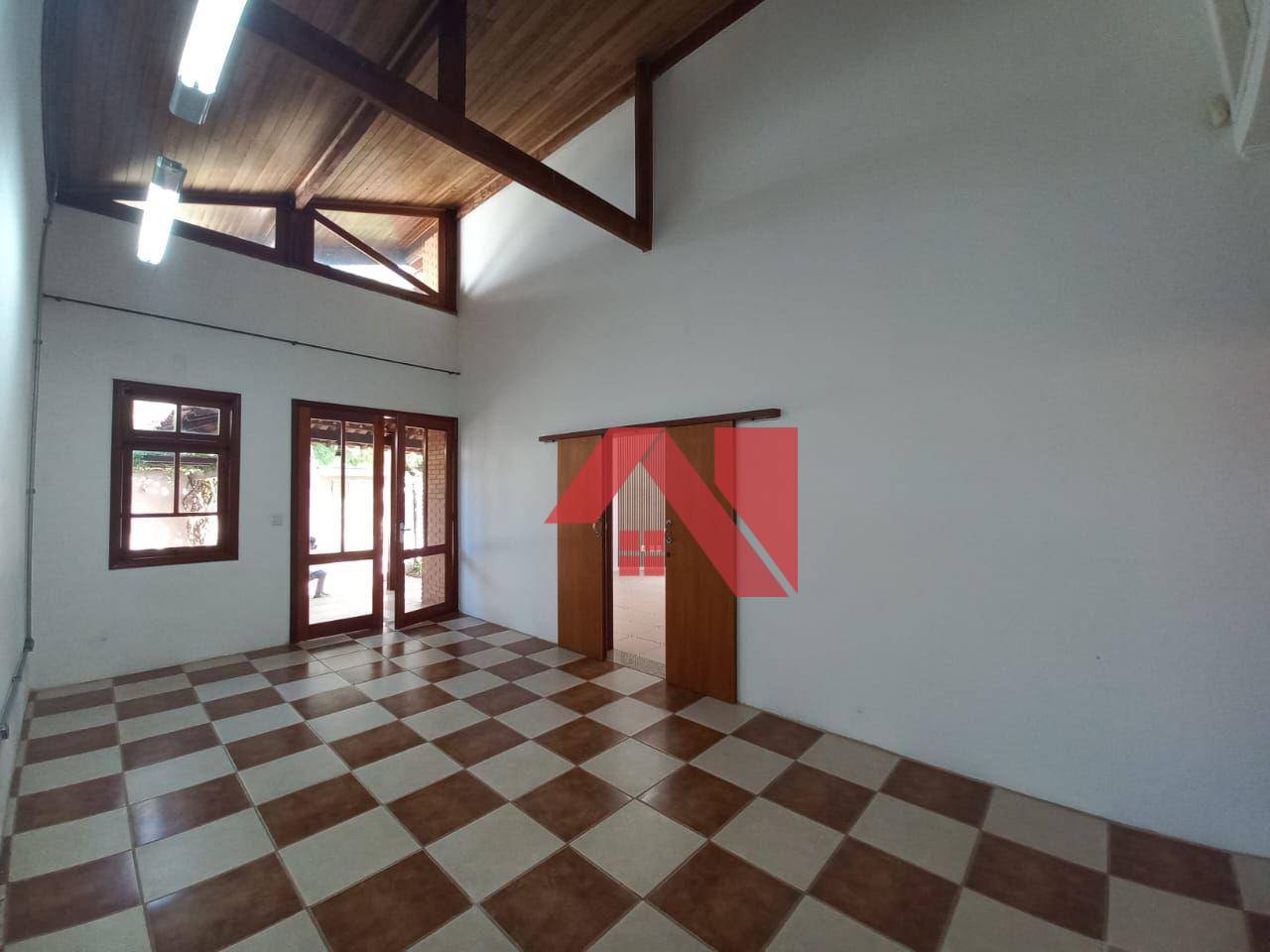 Casa para alugar com 2 quartos, 227m² - Foto 12