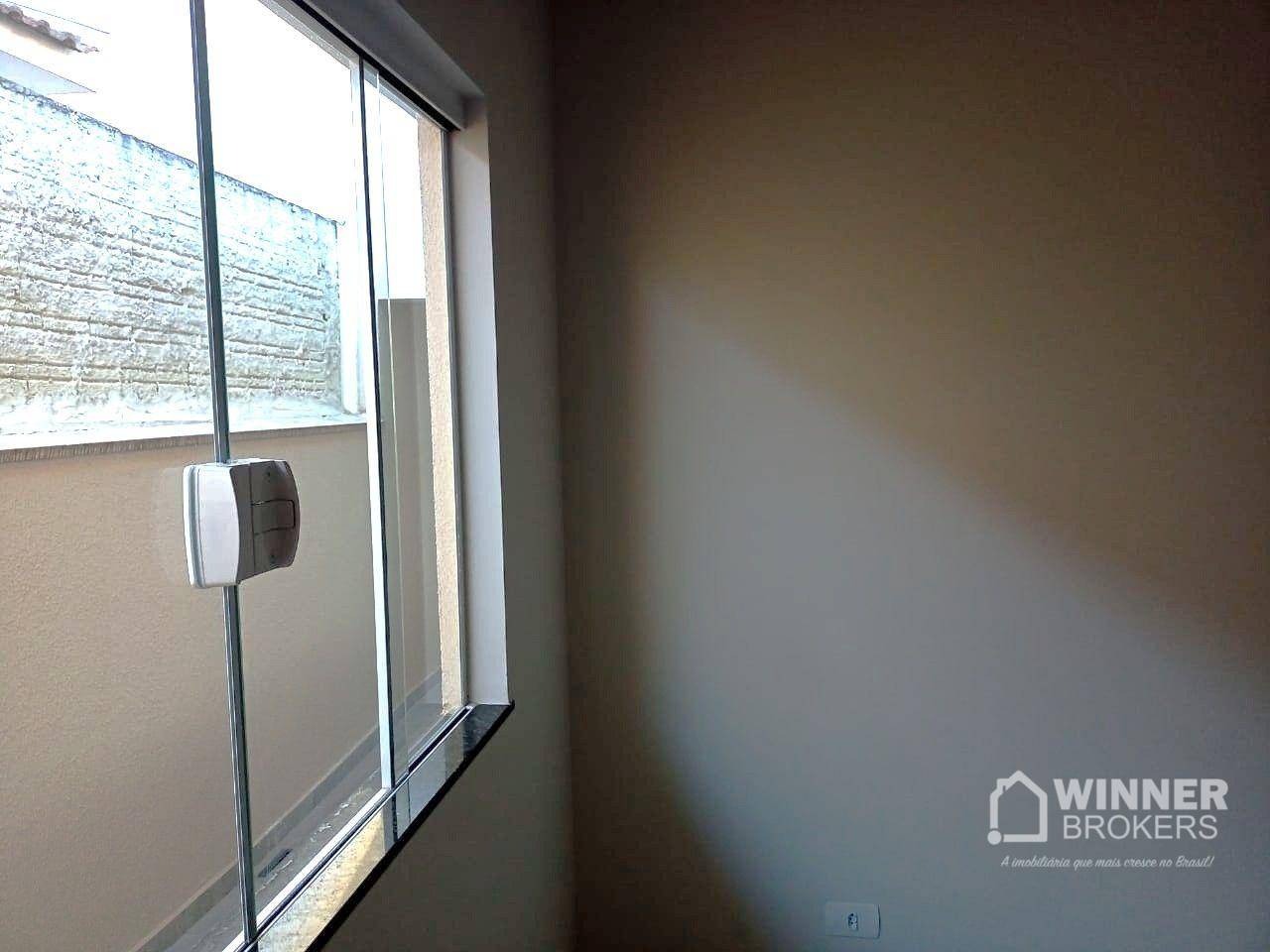 Casa à venda com 3 quartos, 88m² - Foto 13