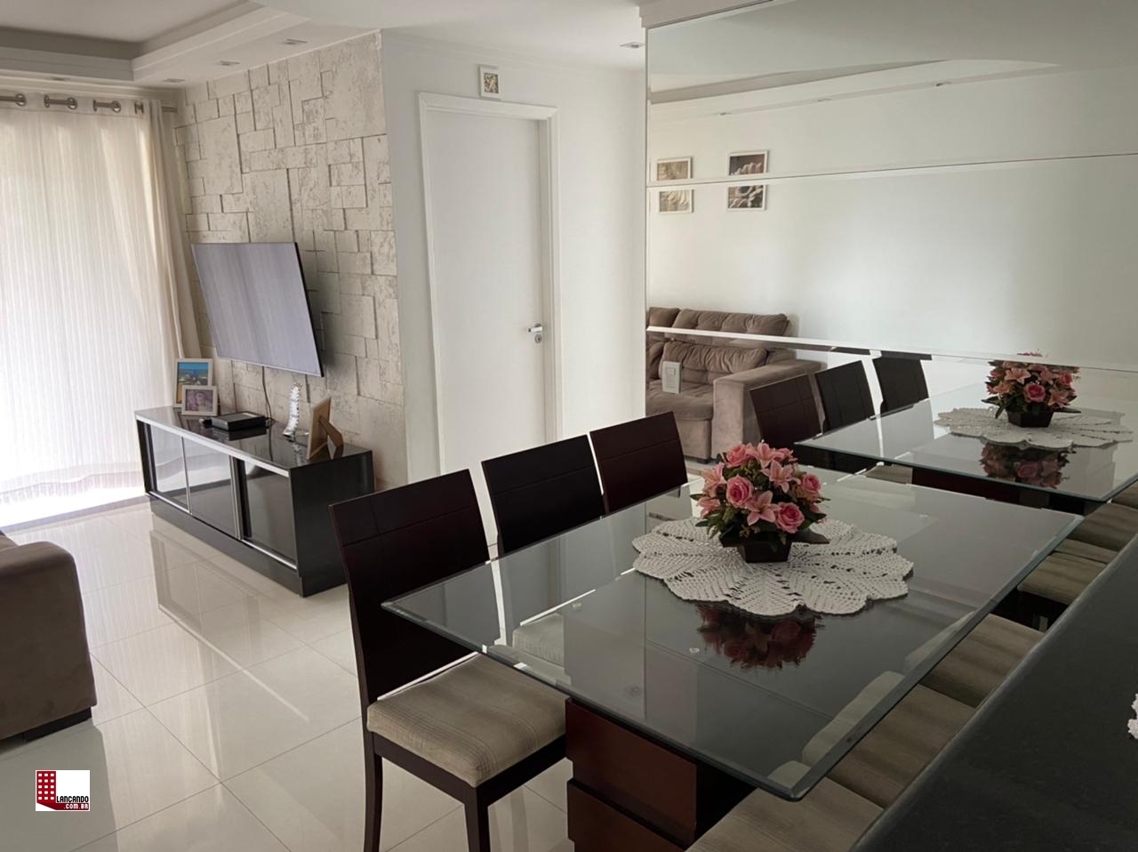 Apartamento à venda com 2 quartos, 61m² - Foto 4