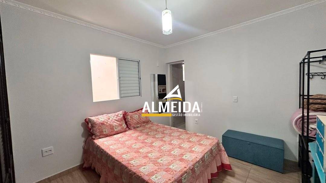 Casa, 3 quartos, 200 m² - Foto 3