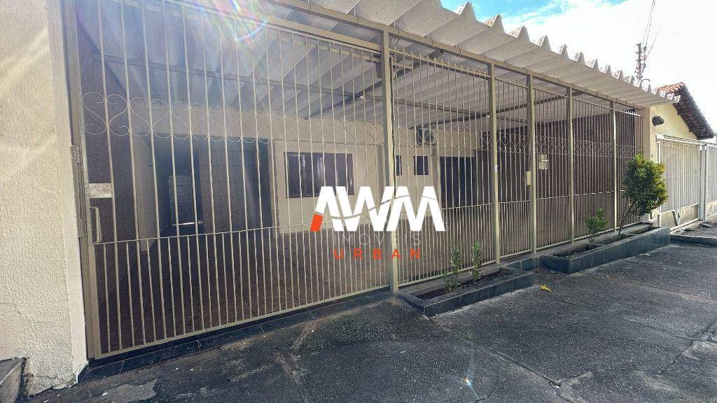 Casa, 3 quartos, 200 m² - Foto 1