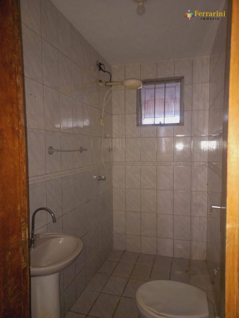 Sobrado para alugar com 4 quartos, 198m² - Foto 2