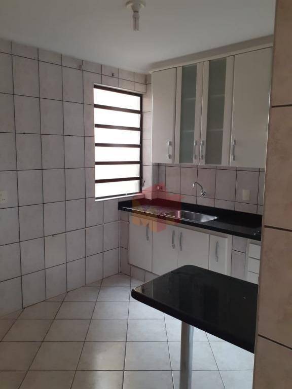 Apartamento à venda com 2 quartos, 62m² - Foto 9