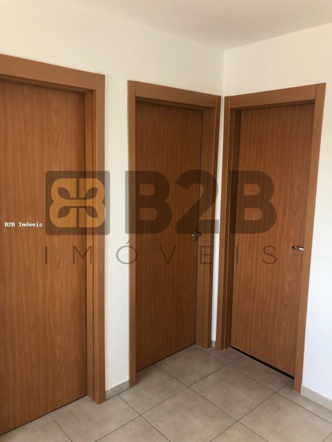 Apartamento à venda com 2 quartos, 46m² - Foto 2