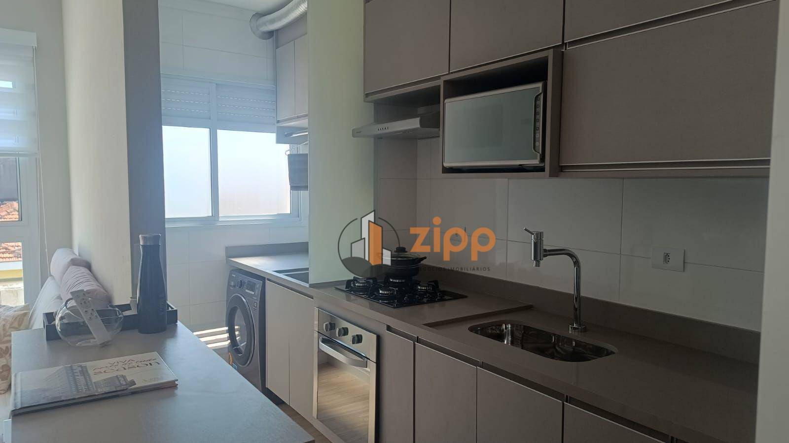 Apartamento à venda com 2 quartos, 46m² - Foto 3