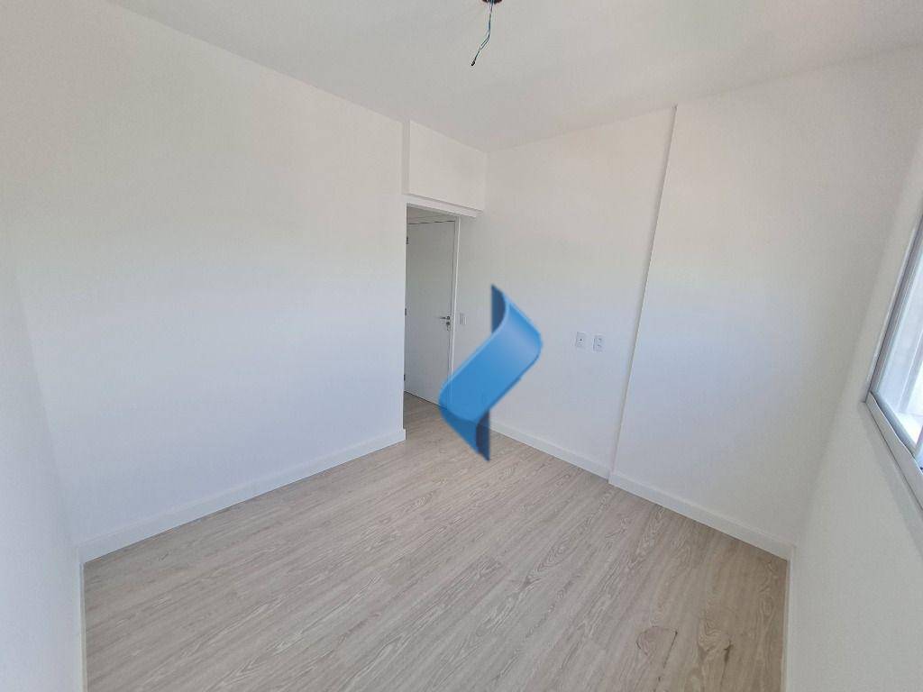 Apartamento para alugar com 4 quartos, 166m² - Foto 17