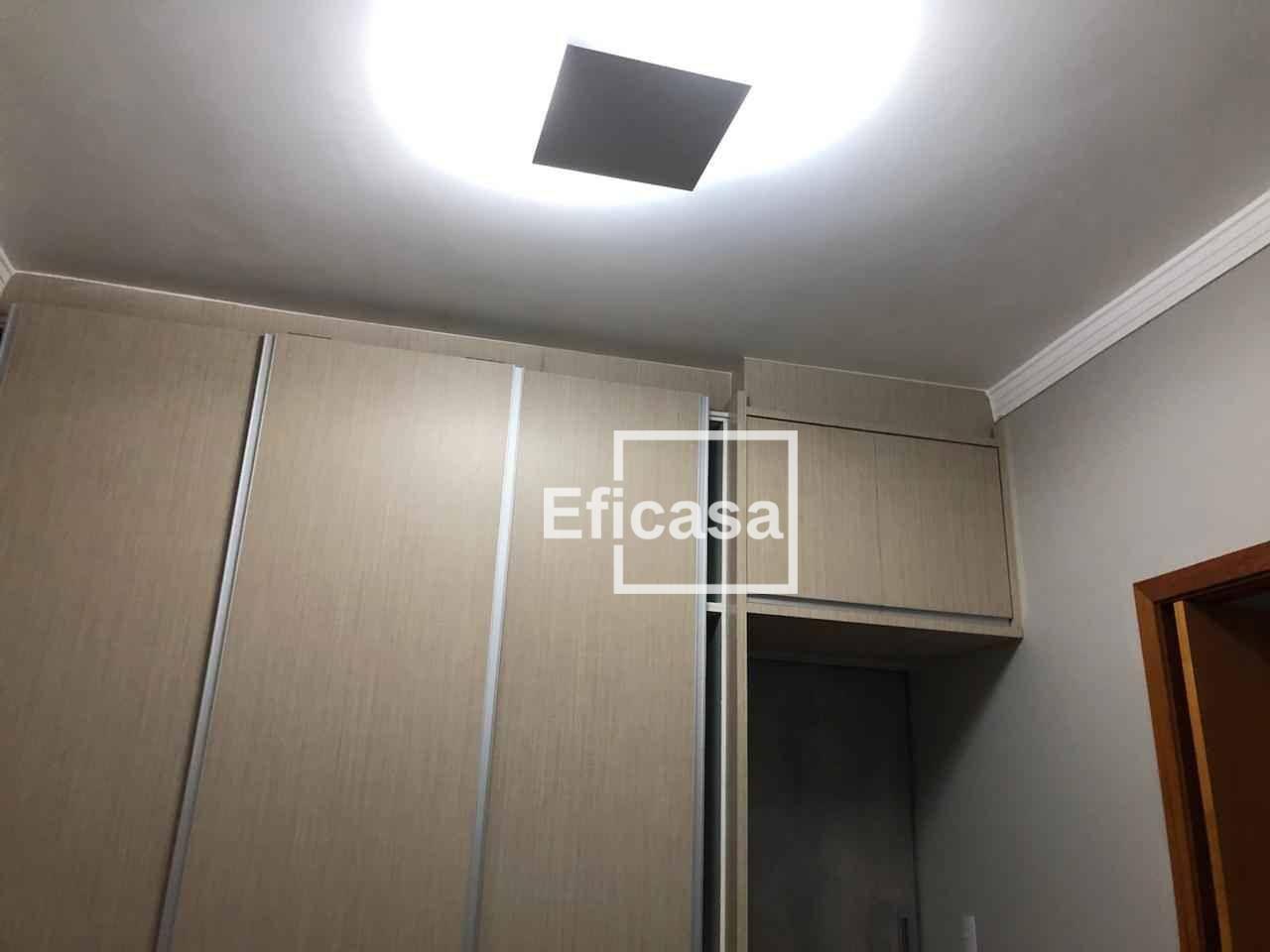 Casa de Condomínio à venda com 3 quartos, 173m² - Foto 2