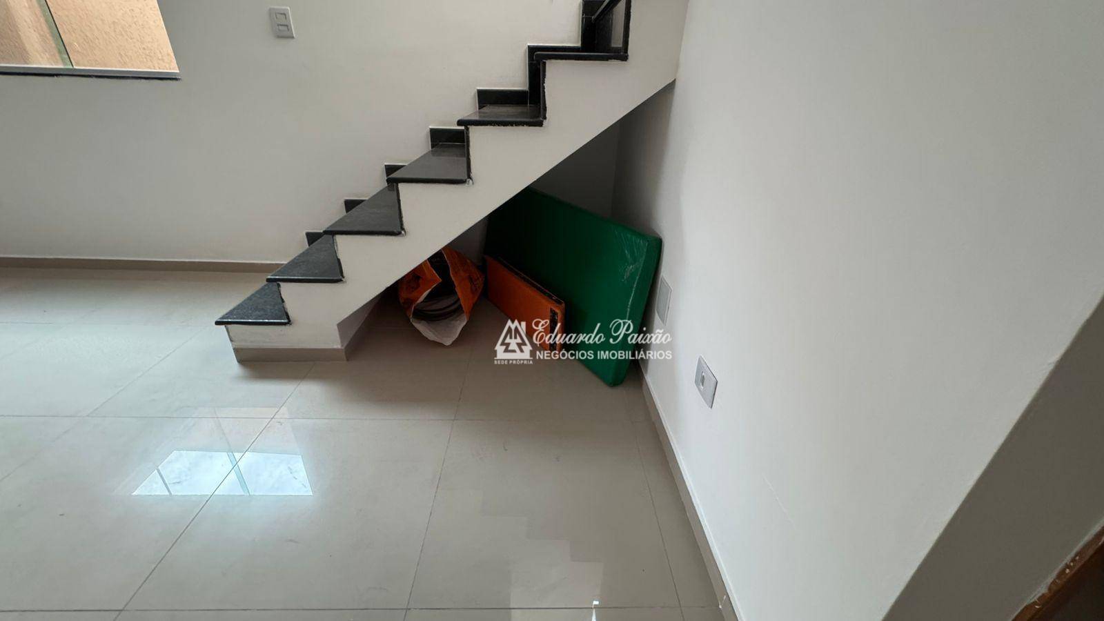 Sobrado à venda e aluguel com 3 quartos, 170m² - Foto 13