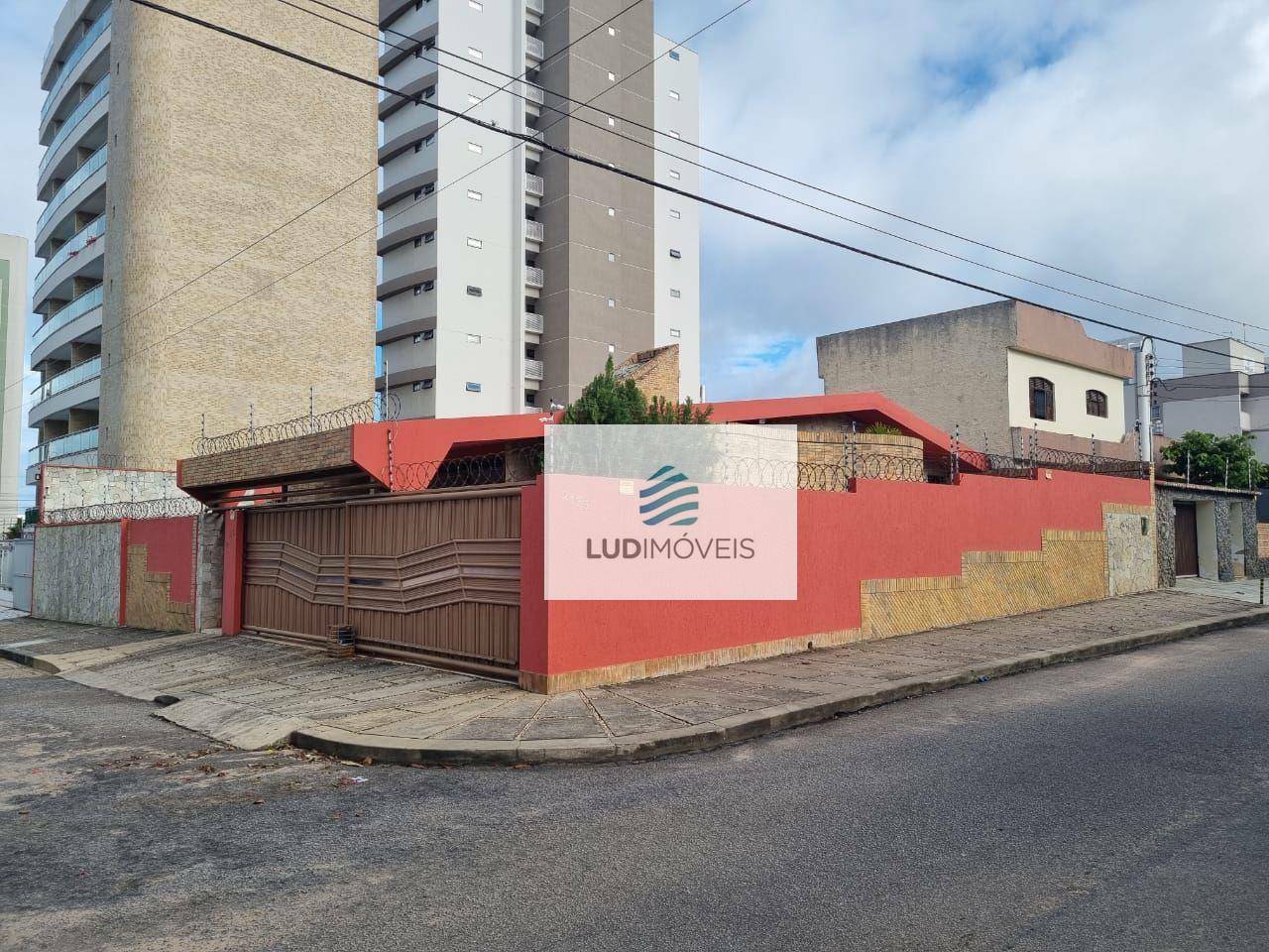 Casa para alugar com 3 quartos, 157m² - Foto 13