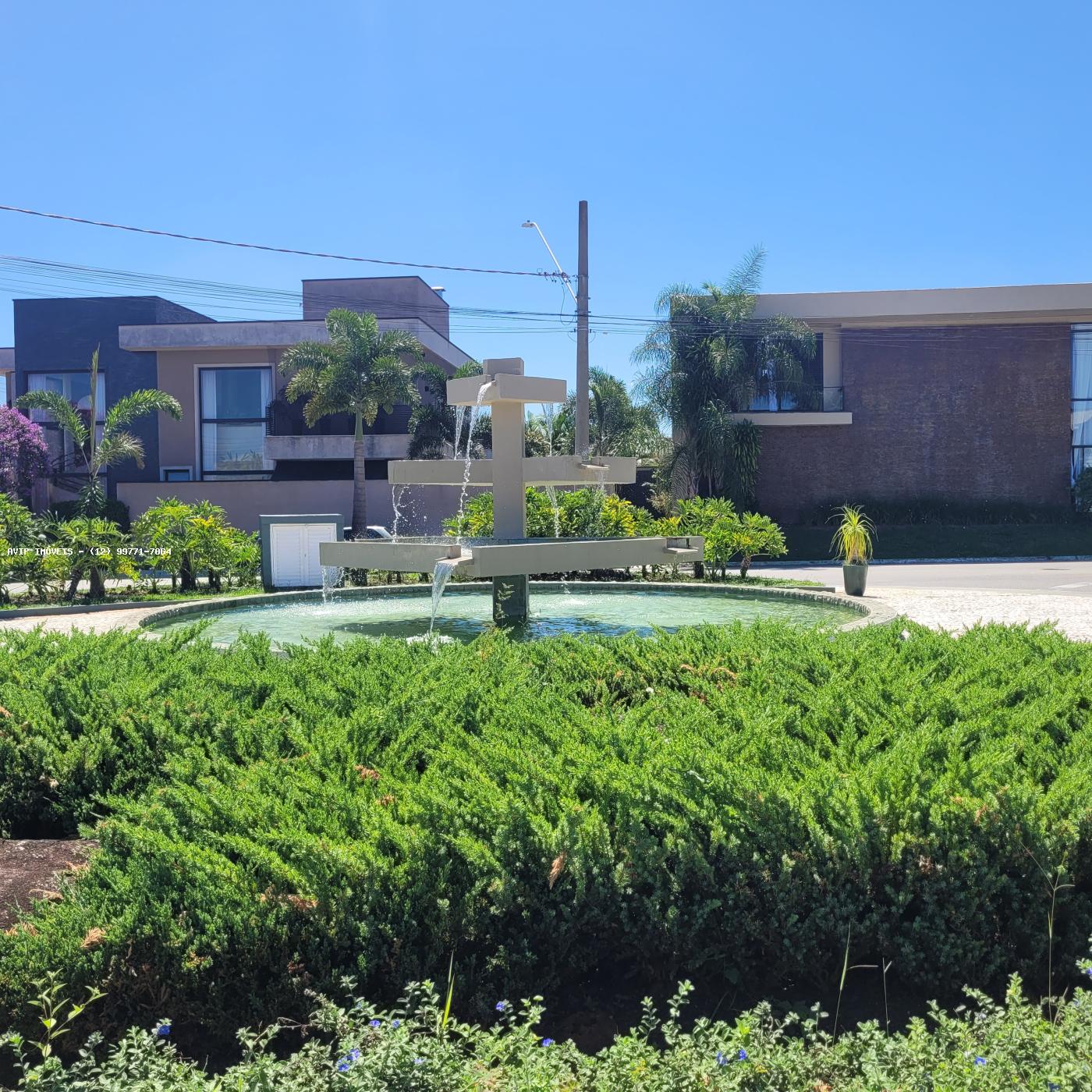Casa de Condomínio para alugar com 3 quartos, 350m² - Foto 35