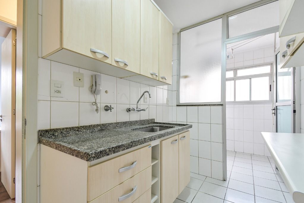 Apartamento à venda com 2 quartos, 65m² - Foto 27