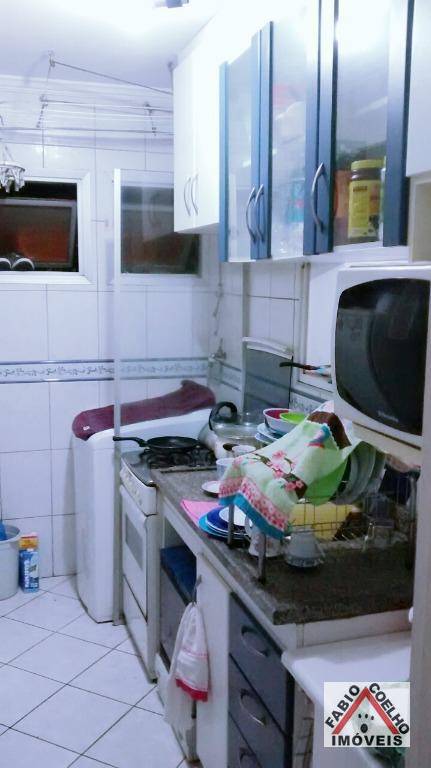 Apartamento à venda com 2 quartos, 56m² - Foto 2