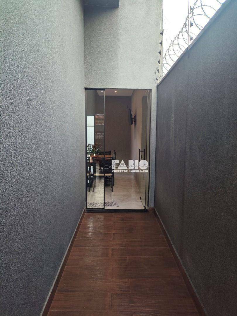 Casa à venda com 3 quartos, 158m² - Foto 5