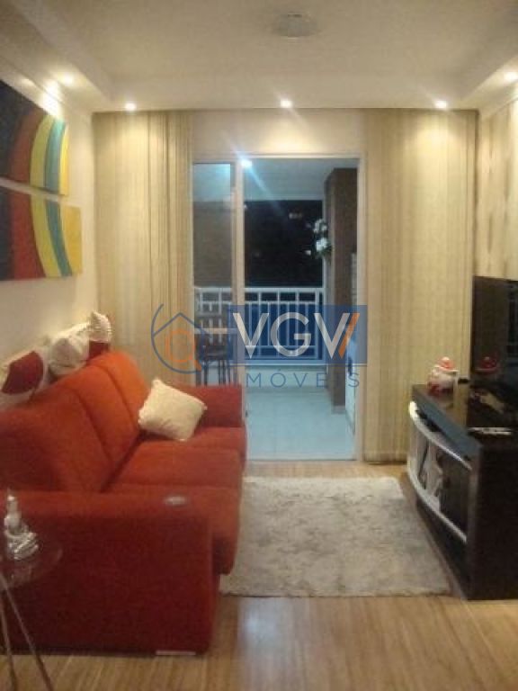 Apartamento à venda com 2 quartos, 65m² - Foto 3