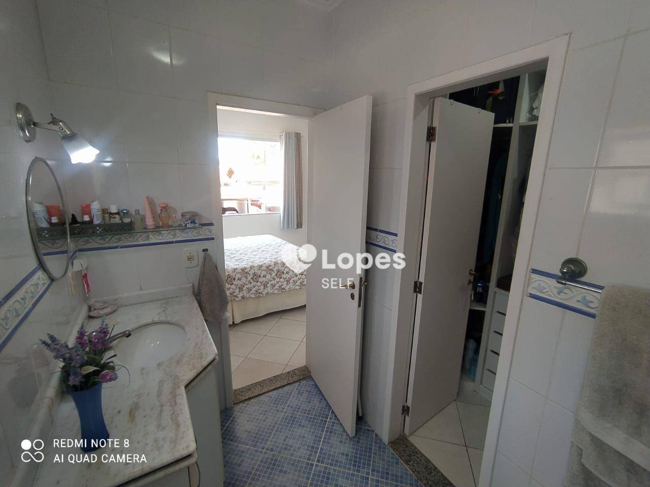 Casa de Condomínio à venda com 4 quartos, 240m² - Foto 16