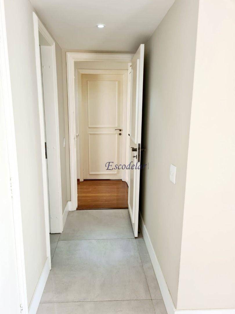 Apartamento para alugar com 3 quartos, 189m² - Foto 42