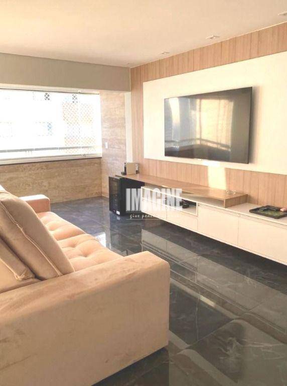 Apartamento à venda com 3 quartos, 120m² - Foto 1