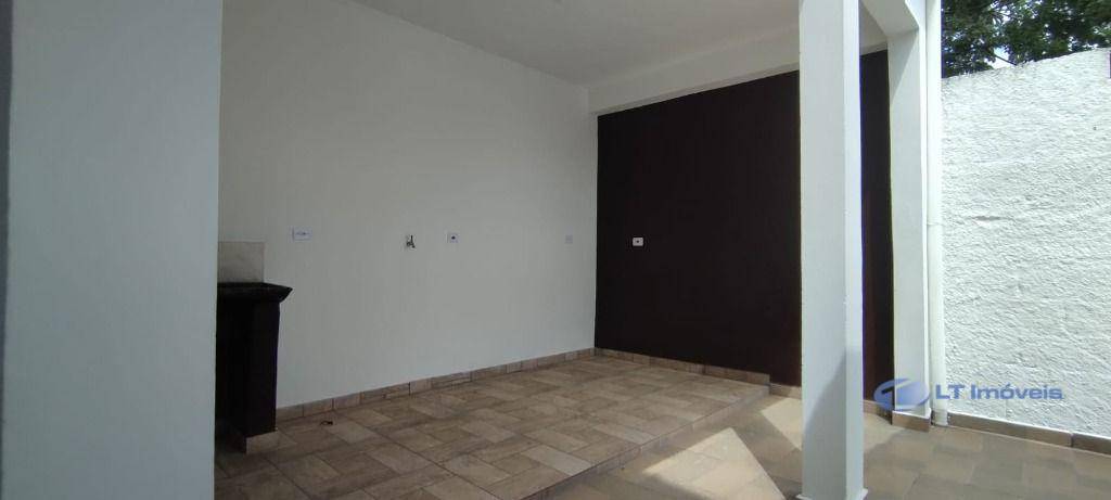 Casa à venda com 2 quartos, 116m² - Foto 2