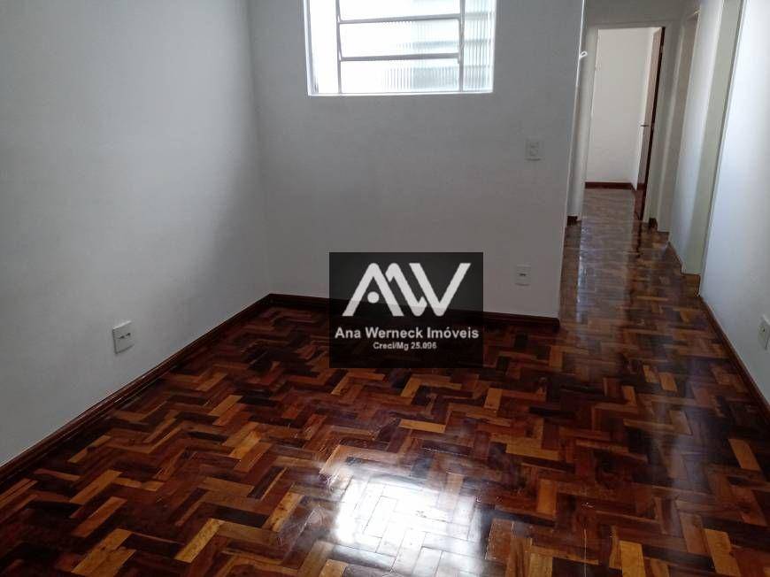 Apartamento à venda com 2 quartos, 75m² - Foto 4