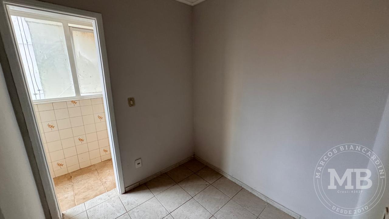 Apartamento à venda com 2 quartos, 79m² - Foto 8