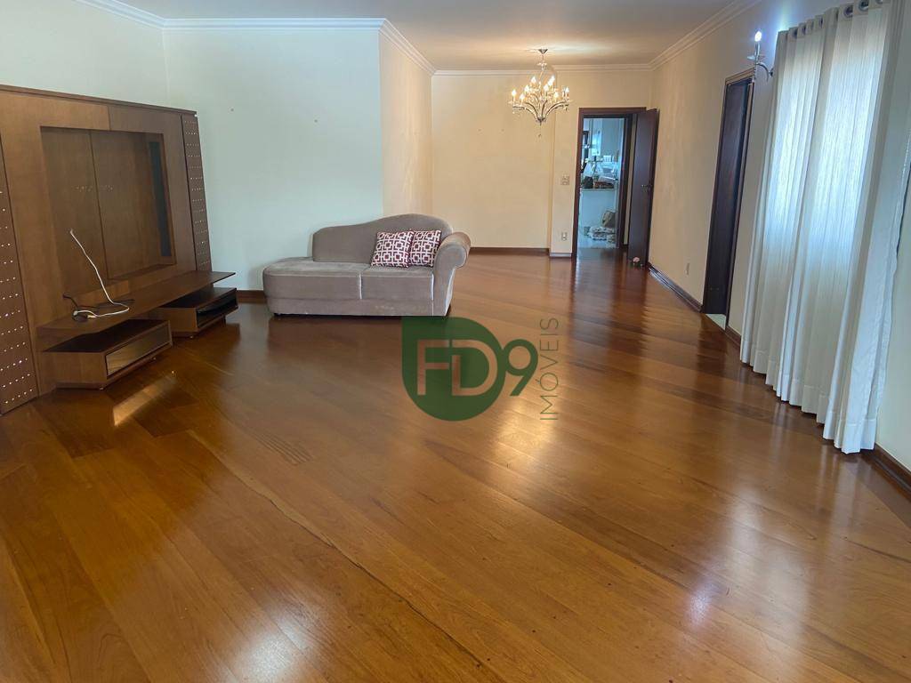 Apartamento à venda com 3 quartos, 209m² - Foto 5