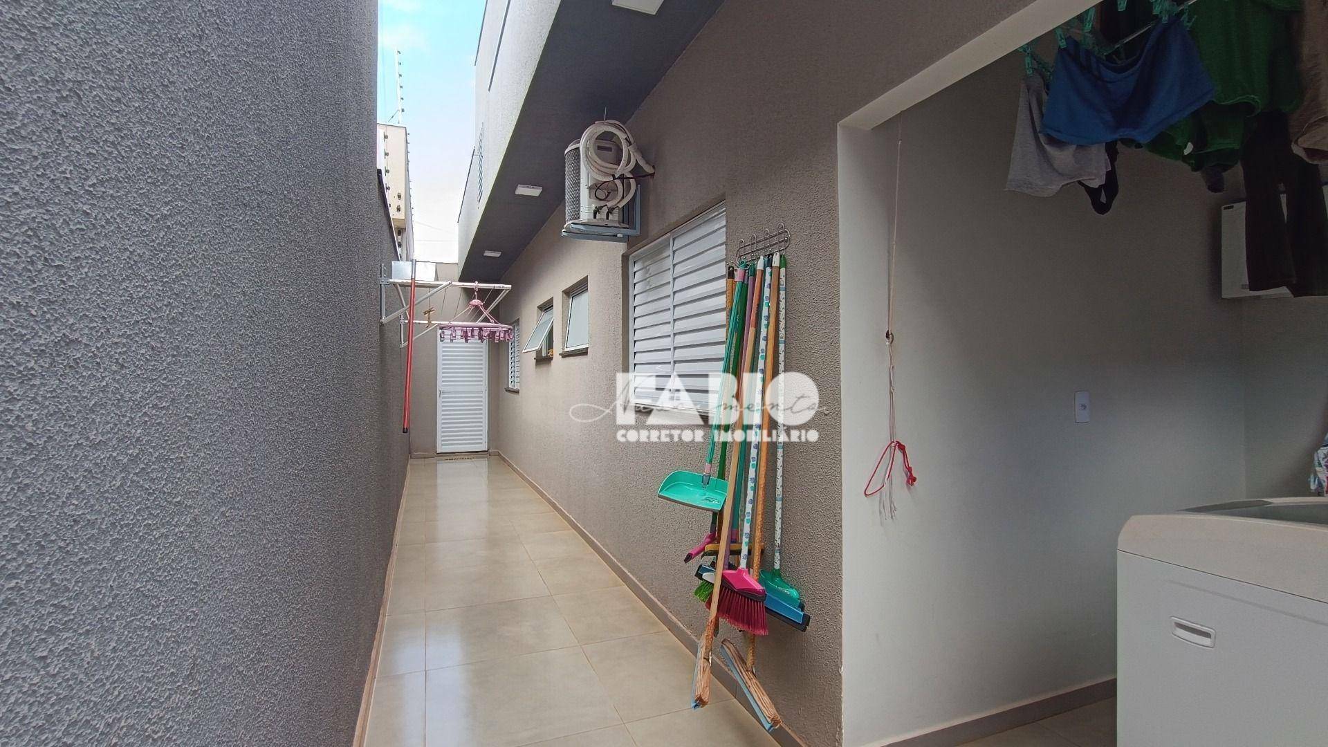 Casa à venda com 2 quartos, 125m² - Foto 24