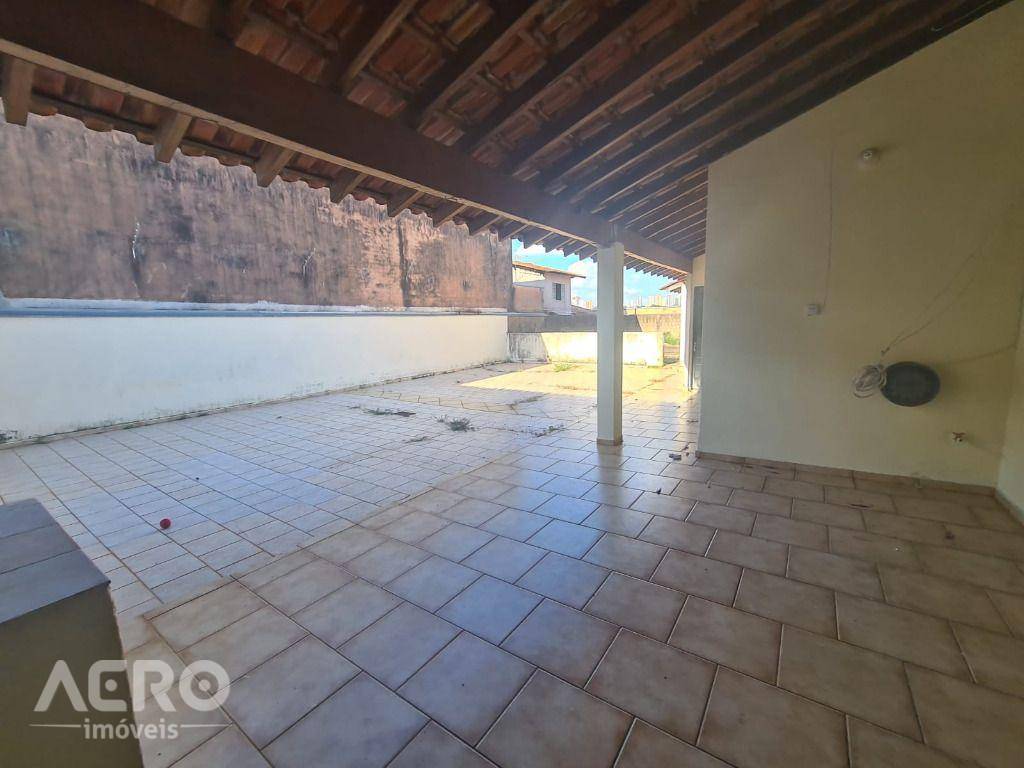 Casa à venda com 3 quartos, 182m² - Foto 20