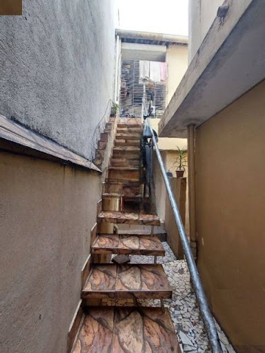 Sobrado à venda com 10 quartos, 300m² - Foto 15