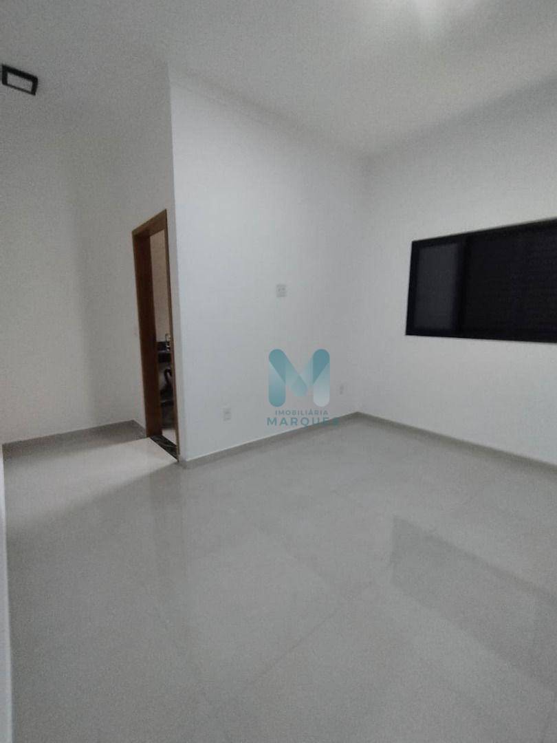Casa à venda com 3 quartos, 110m² - Foto 7