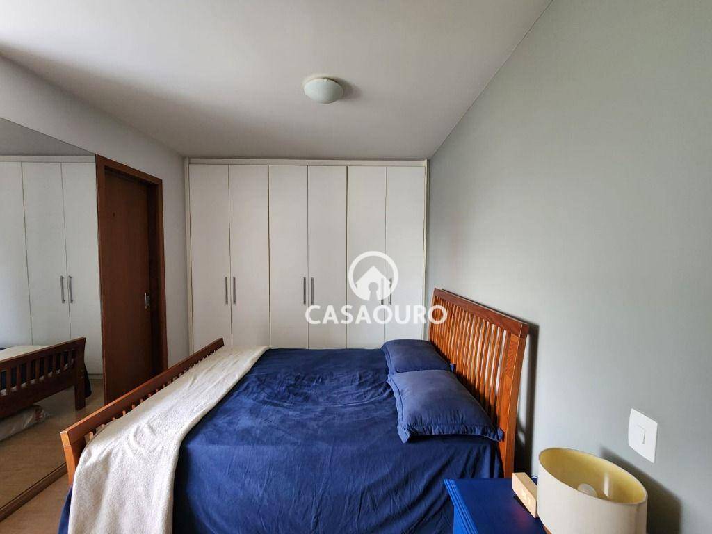 Apartamento à venda com 2 quartos, 64m² - Foto 11