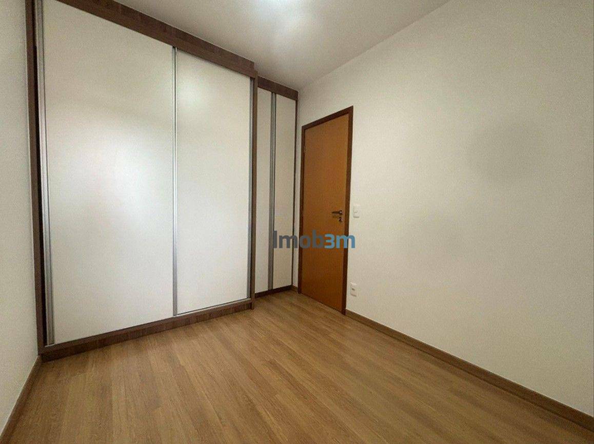 Apartamento à venda e aluguel com 3 quartos, 79m² - Foto 13
