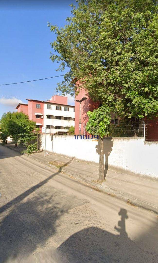 Apartamento à venda com 2 quartos, 48m² - Foto 2