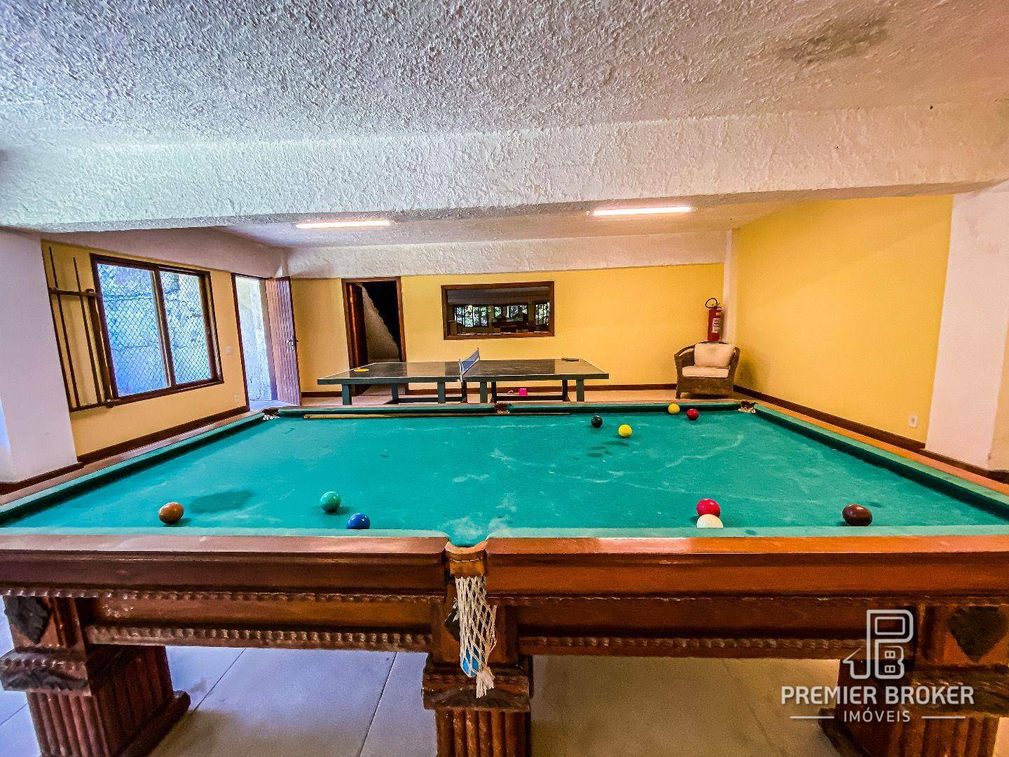 Casa de Condomínio à venda com 4 quartos, 250m² - Foto 42
