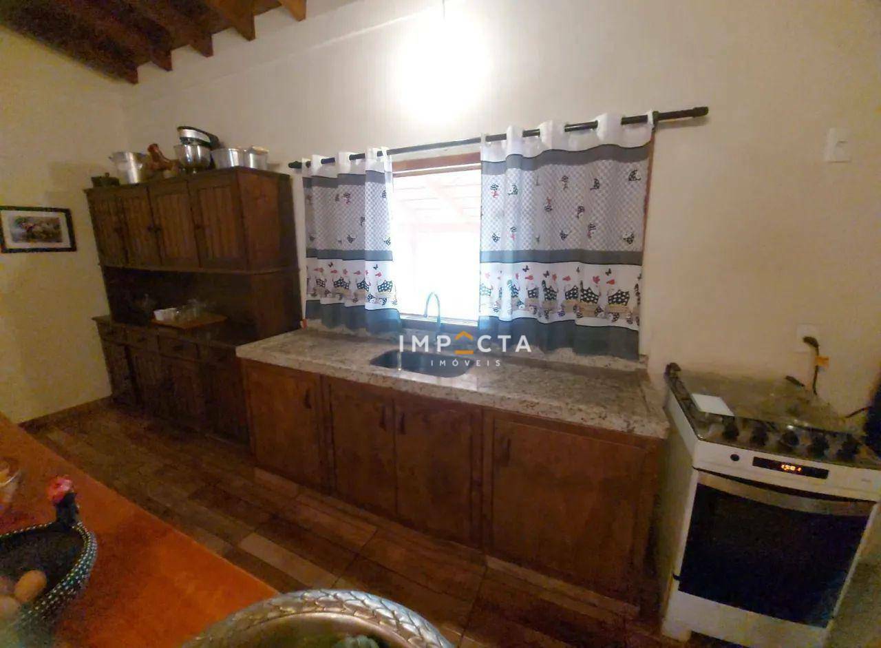 Sítio à venda com 2 quartos, 70000M2 - Foto 11