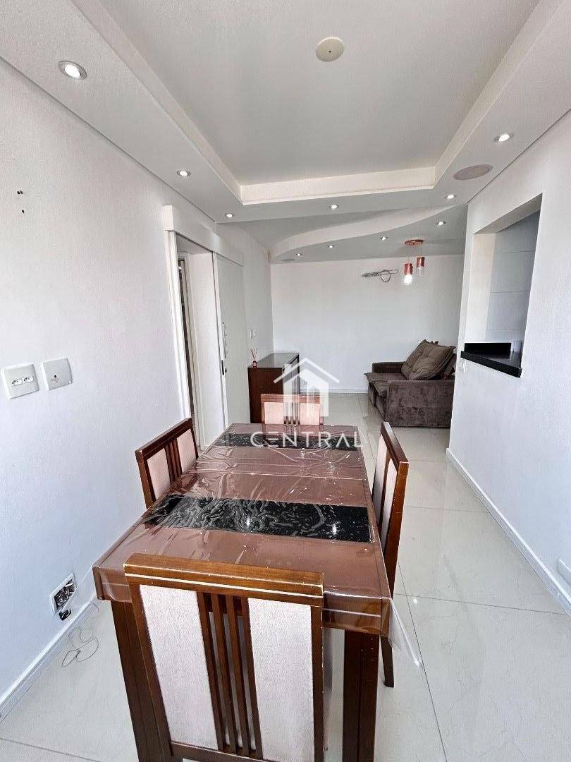 Apartamento à venda e aluguel com 2 quartos, 70m² - Foto 4