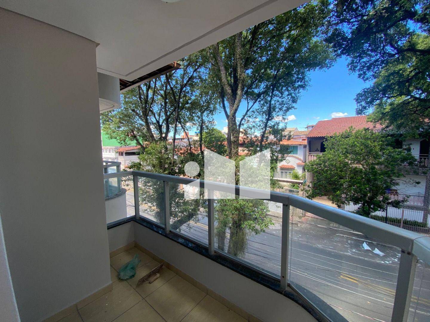 Casa, 3 quartos, 220 m² - Foto 1