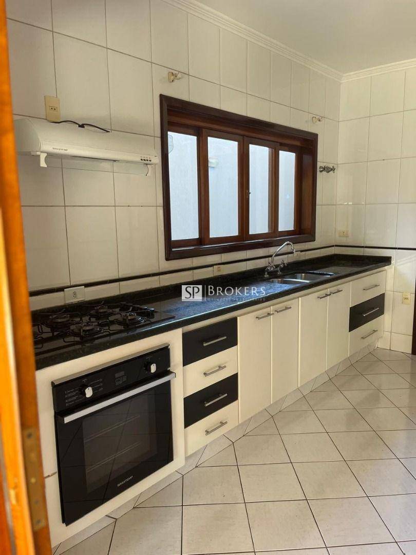 Casa à venda com 4 quartos, 294m² - Foto 28