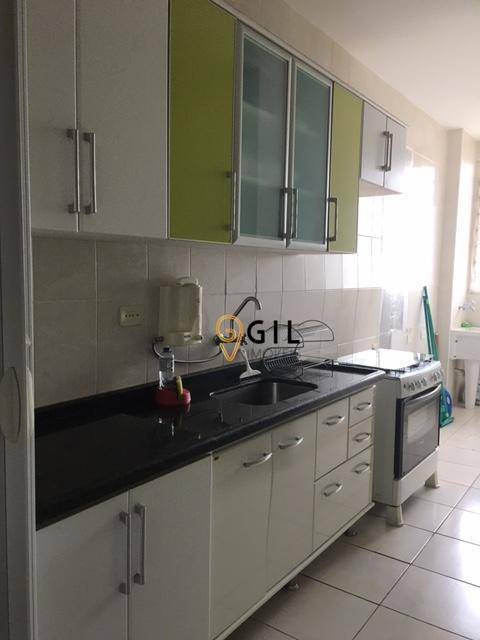 Apartamento à venda com 3 quartos, 86m² - Foto 11