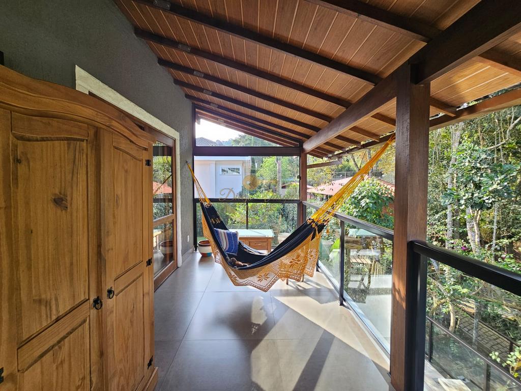 Casa de Condomínio à venda com 4 quartos, 288m² - Foto 18