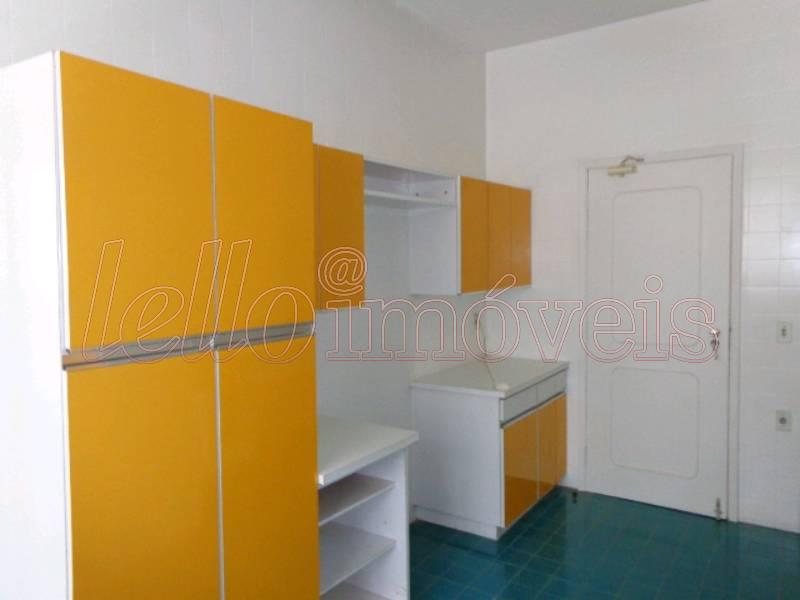 Apartamento para alugar com 3 quartos, 250m² - Foto 16