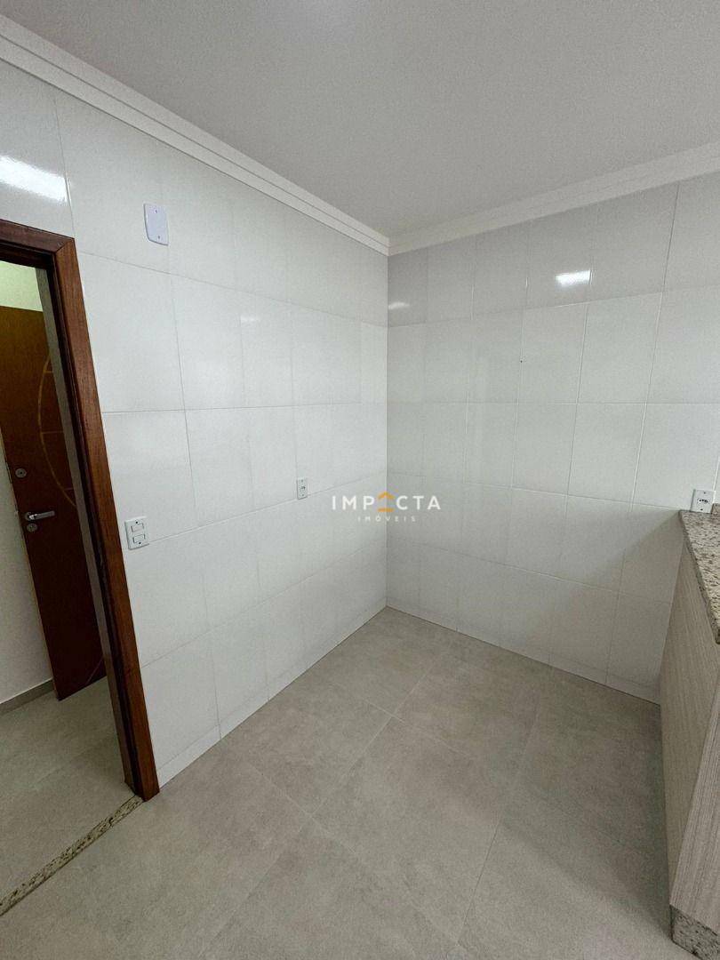 Apartamento à venda com 2 quartos, 75m² - Foto 11