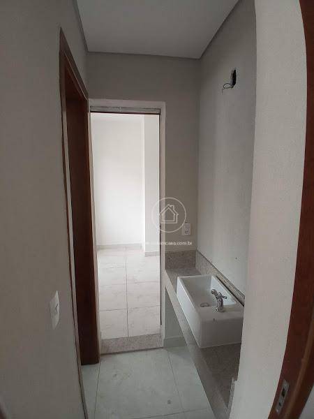 Apartamento à venda com 3 quartos, 78m² - Foto 19