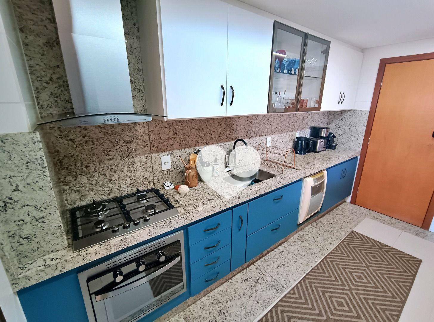 Apartamento à venda com 4 quartos, 191m² - Foto 41