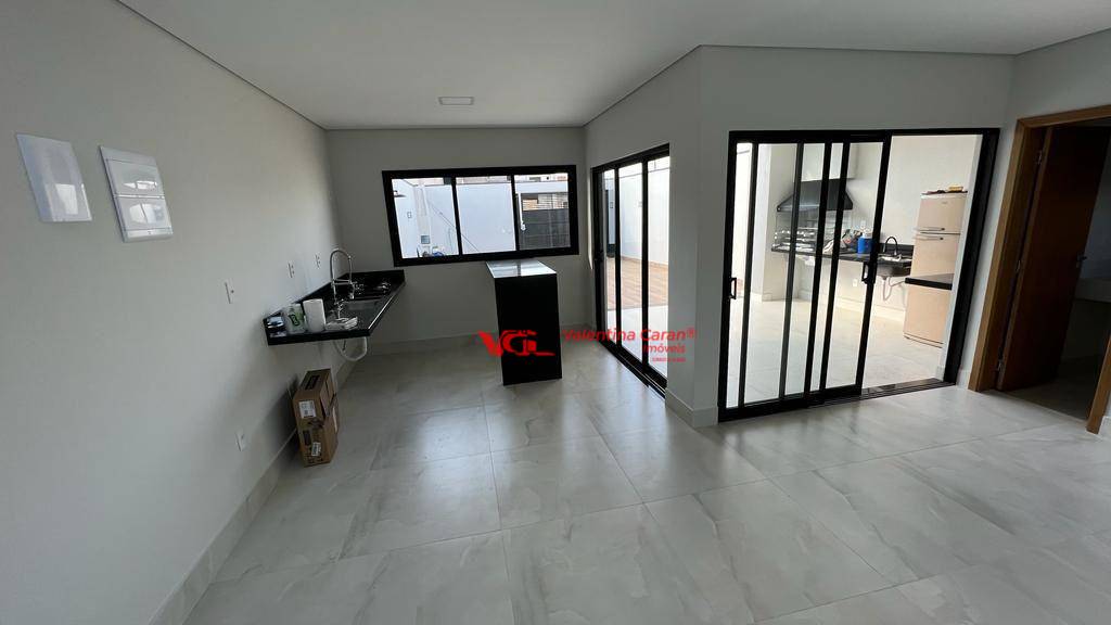 Sobrado à venda com 3 quartos, 135m² - Foto 3