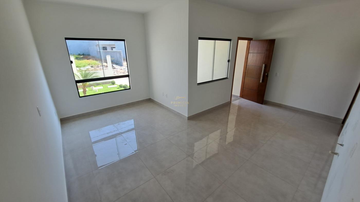 Casa à venda com 3 quartos, 169m² - Foto 4