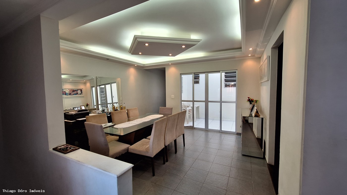 Casa à venda com 3 quartos, 180m² - Foto 5