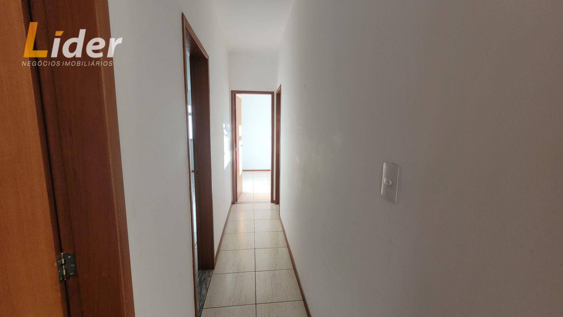 Apartamento à venda com 3 quartos, 118m² - Foto 4