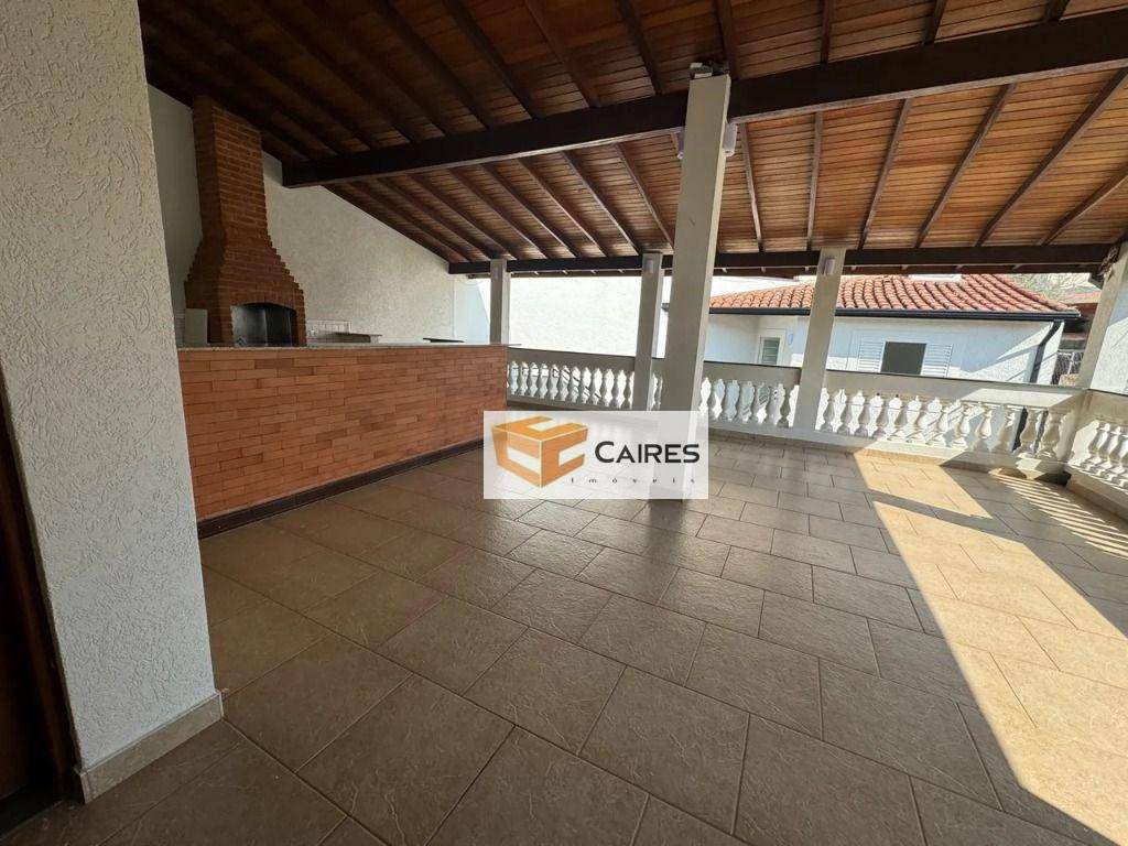 Casa à venda com 3 quartos, 200m² - Foto 2