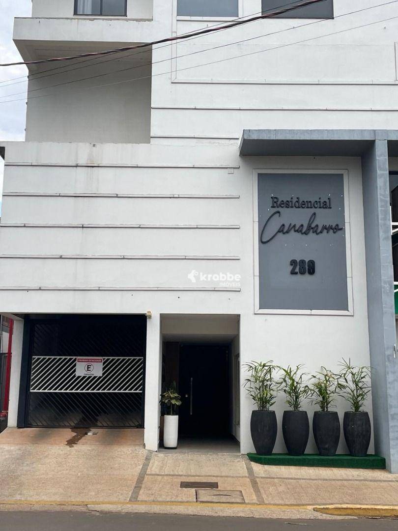 Apartamento à venda com 2 quartos, 64m² - Foto 1